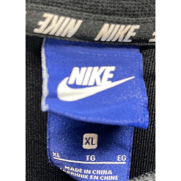 NIKE Logo Pullover Crewneck Sweatshirt, Size XL Youth Pockets Longsleeve - Picture 3 of 4